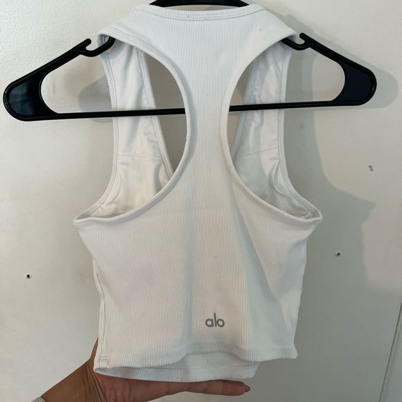 Alo Goddess Ribbed Cropped Racerback Tank - Picture 6 of 12